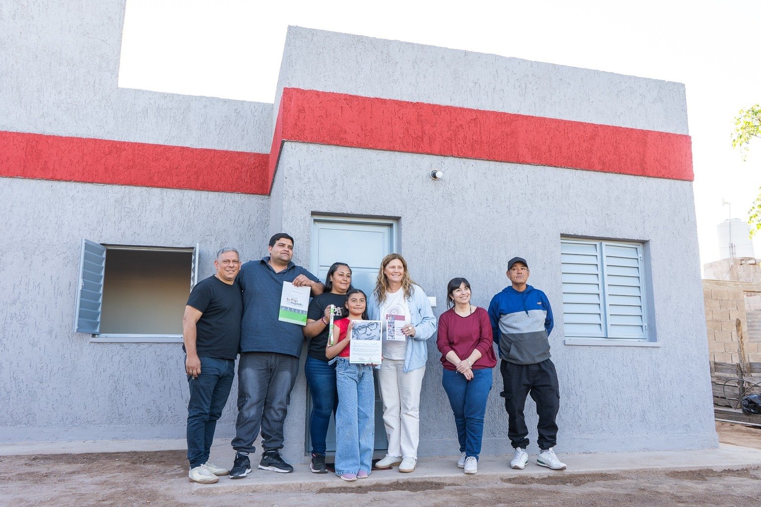 Entrega de una vivienda del Plan Angelelli en el barrio Santa Bárbara